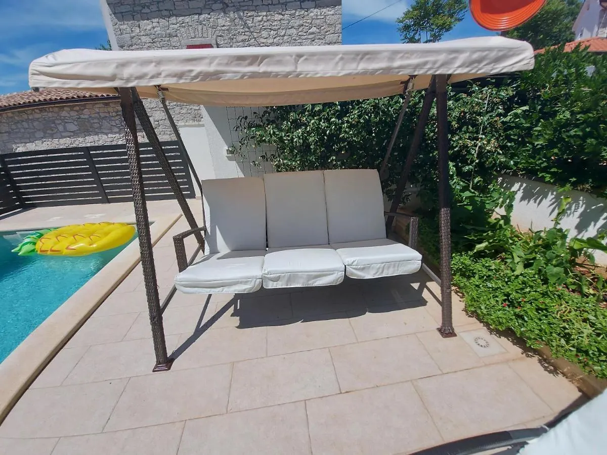 פורץ Villa Zita